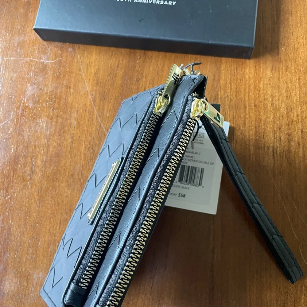 New In Box London Fog Black Quilted Wristlet - Picture 8 of 14